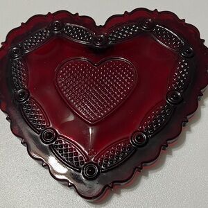 1876 Heart Trinket Box